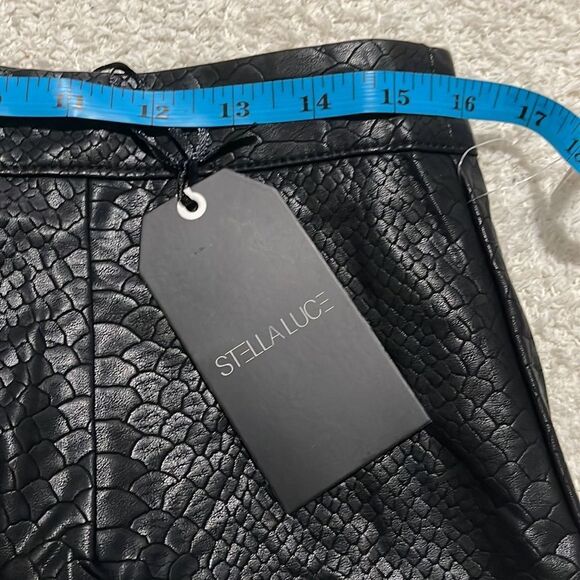 NWT- Stella Luce - L. Animal Print Mini Skirt - Picture 6 of 10